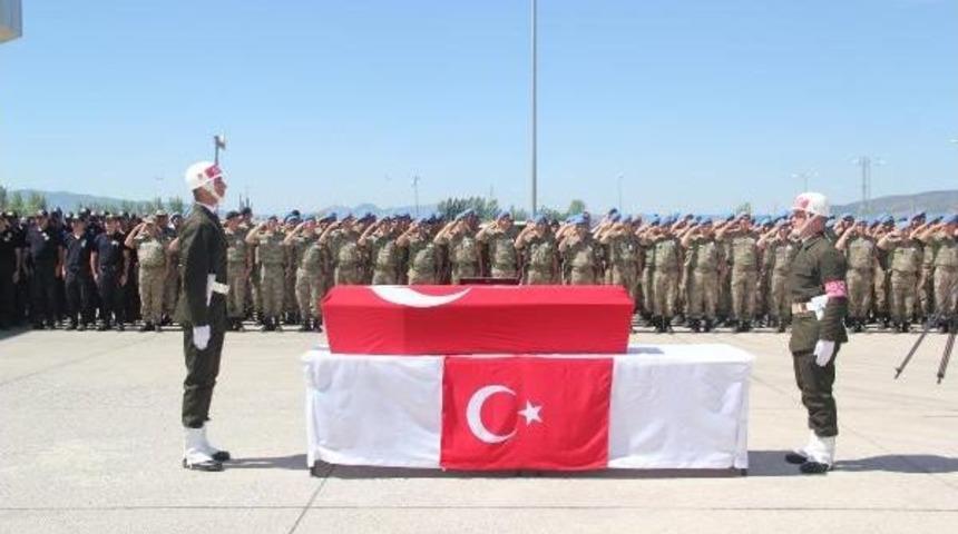 Şehit Uzman &Ccedil;avuş Aydoğan'a Uğurlama T&ouml;reni