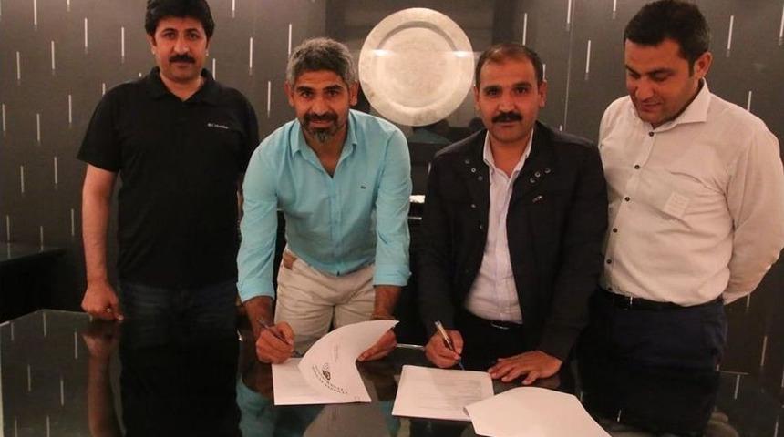 Şanlıurfaspor Teknik Direkt&ouml;r İsmet Taşdemir İle Anlaştı