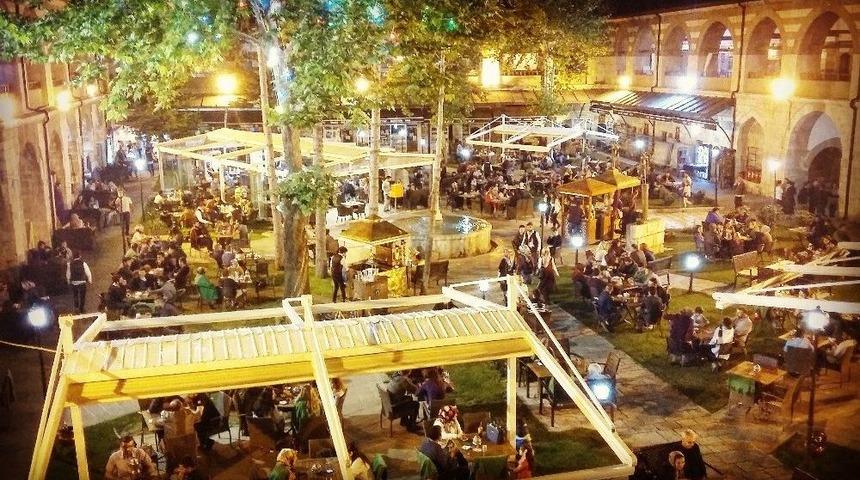 Ramazan&rsquo;da Taşhan Vatandaşların Akınına Uğruyor