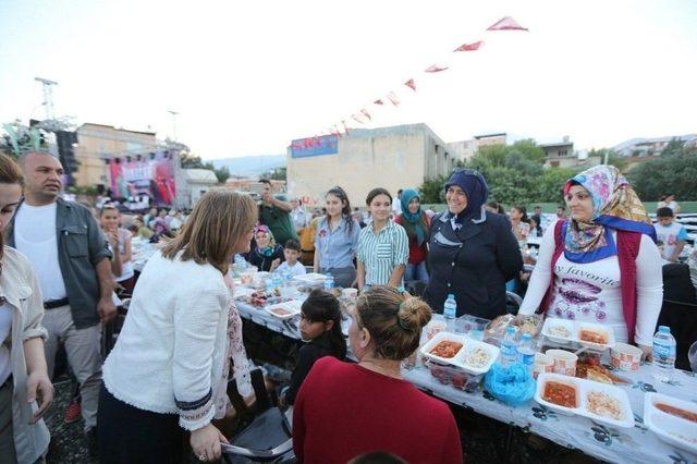 Şahin, Nurdağlılarla İftarda Bir Araya Geldi