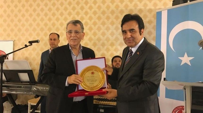 T&uuml;rkmenler İstanbul&rsquo;da İftarda Buluştu