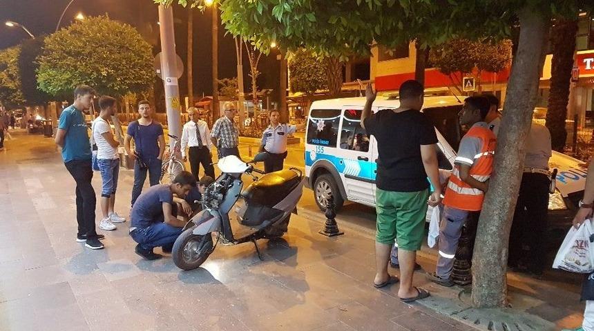 Dur İhtarına Uymadı, Motosikleti Bırakıp Ka&ccedil;tı