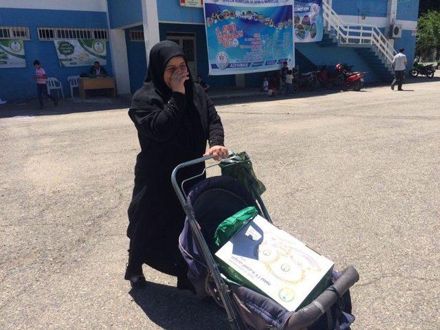 Suriyeli Ailelere Hijyen Malzemesi Dağıtıldı 1