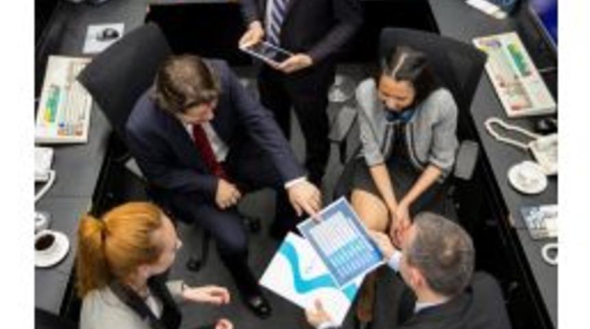 Borsa İlk Yarıda Rekor Kırdı