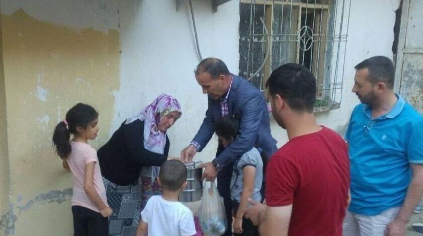 Ak Parti Kayapanır İl&ccedil;esinden &Ouml;rnek Davranış