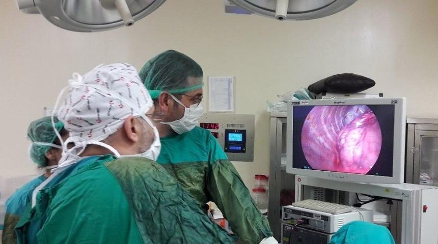 &Ouml;zelde İlk Ameliyat