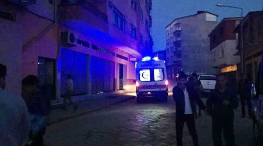 Hırsızlar Polisle &Ccedil;atıştı: 1 Yaralı