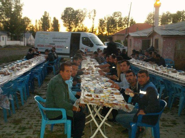 Özalp İlçesinde İftar Yemeği 1