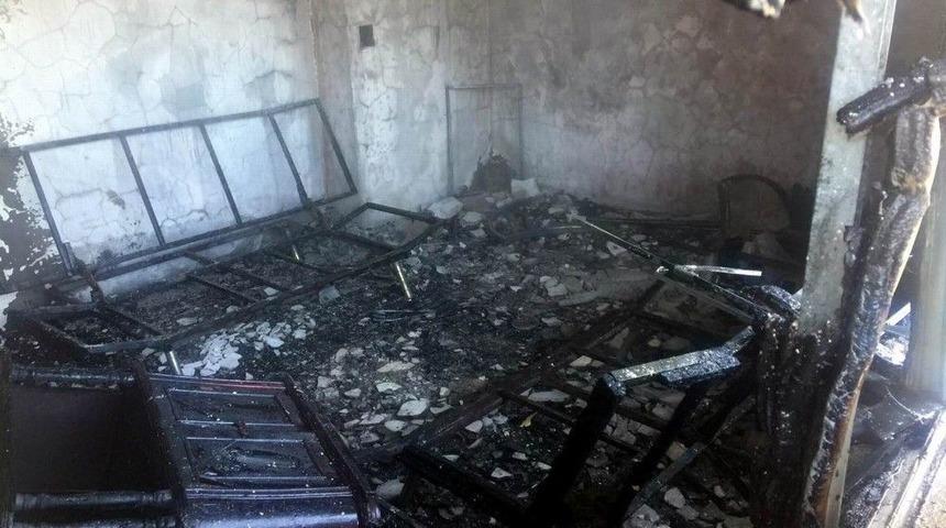 Elektrikli Su Isıtıcısı Evi Yaktı