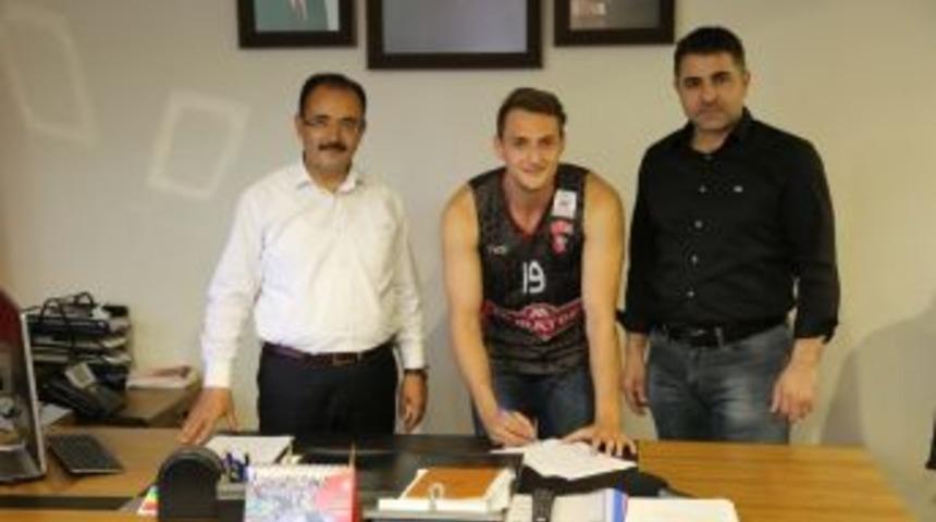 Mb Uşak&rsquo;ta İlk İmzalar Atıldı