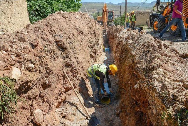 Maski Hisarcık Mahallesinin Kanalizasyon Sorununu Çözüyor