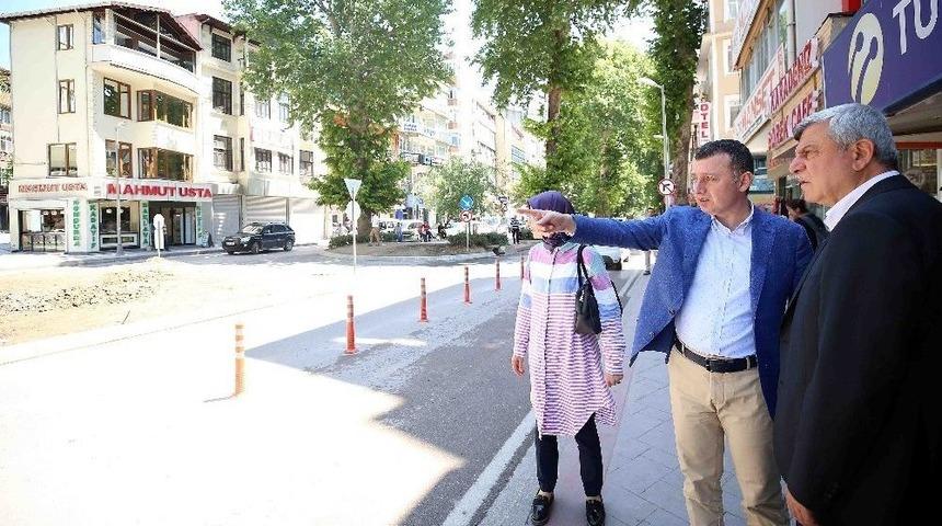 Başkan Karaosmanoğlu Şehir İ&ccedil;i Trafik Akışını Denetledi