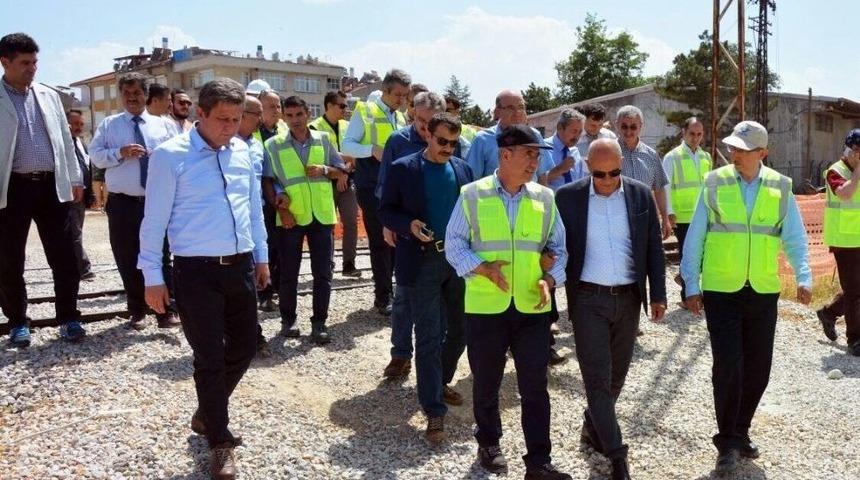 Karaman&rsquo;da Larende Alt Ge&ccedil;idinde &Ccedil;alışmalar Devam Ediyor