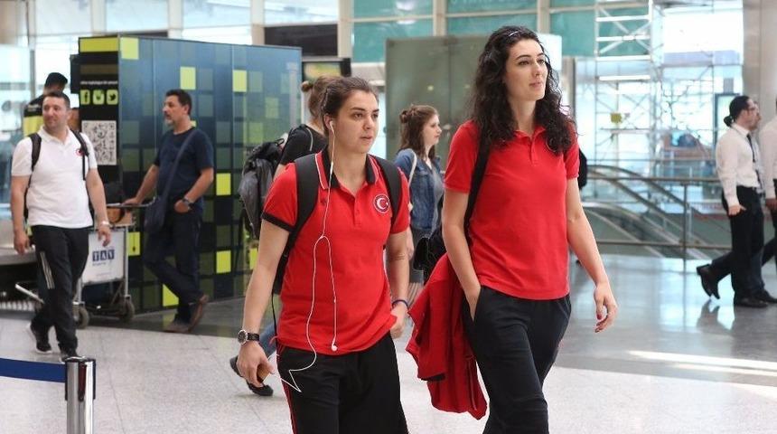 A Milli Kadın Basketbol Takımı, Prag&rsquo;a Gitti