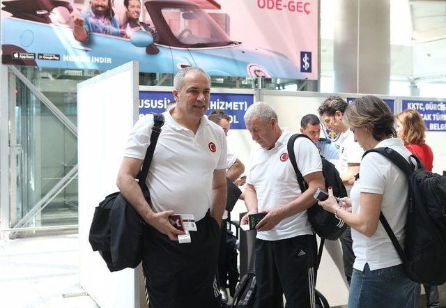 A Milli Kadın Basketbol Takımı, Prag’a Gitti