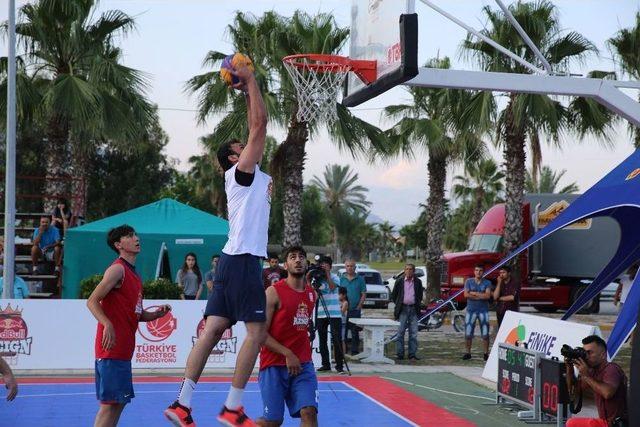 3x3 Sokak Basketbolu Finike Etabı Sona Erdi