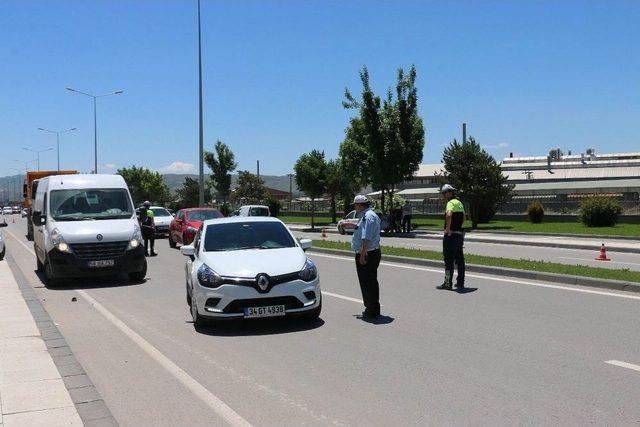 ’demedi Deme, Emniyet Kemerinden 15 Ceza Puanı Yeme’