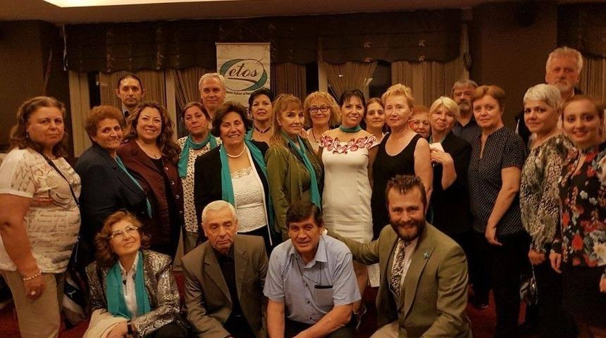 Etos&rsquo;dan Sanat&ccedil;ılara Ve Sanatseverlere İftar