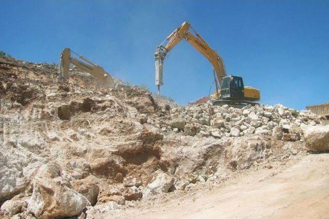 Besni-araban Bölünmüş Yol Çalışmaları 1