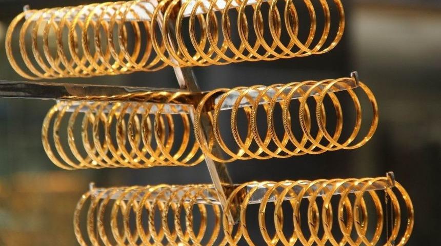 Katar Krizi, Altın Fiyatlarının D&uuml;şmesini Engelledi