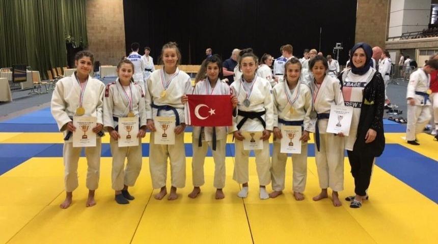 B&uuml;y&uuml;kşehirli Judocular L&uuml;ksemburg&rsquo;ta Esti