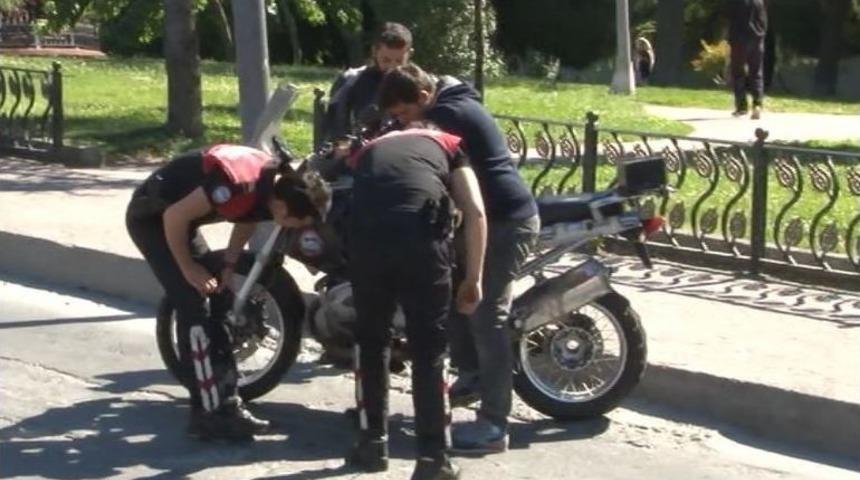 Motorize Polis Ekipleri Kaza Yaptı: 2 Yaralı