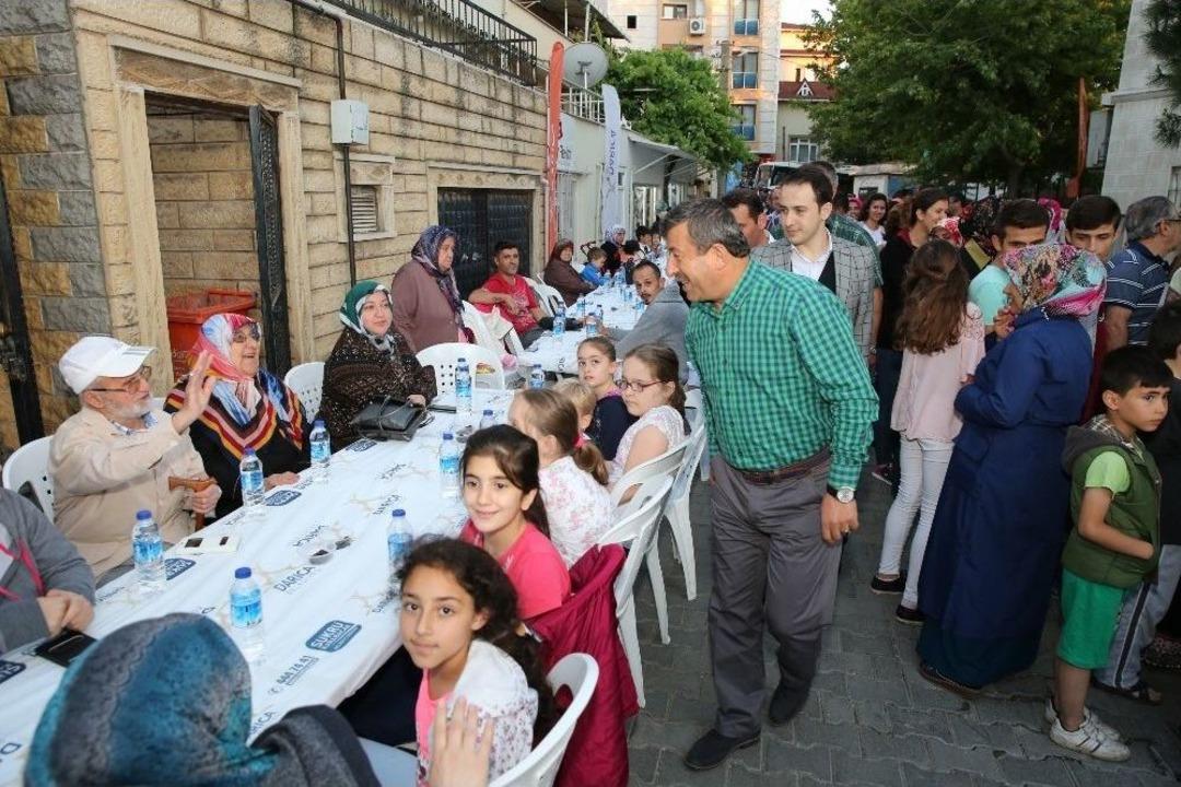 Darıcalılar Ramazan Sevincini Birlikte Paylaşıyor