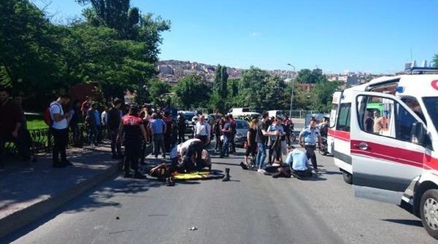 İstanbul'da Kaza 2 Polis Yaralandı