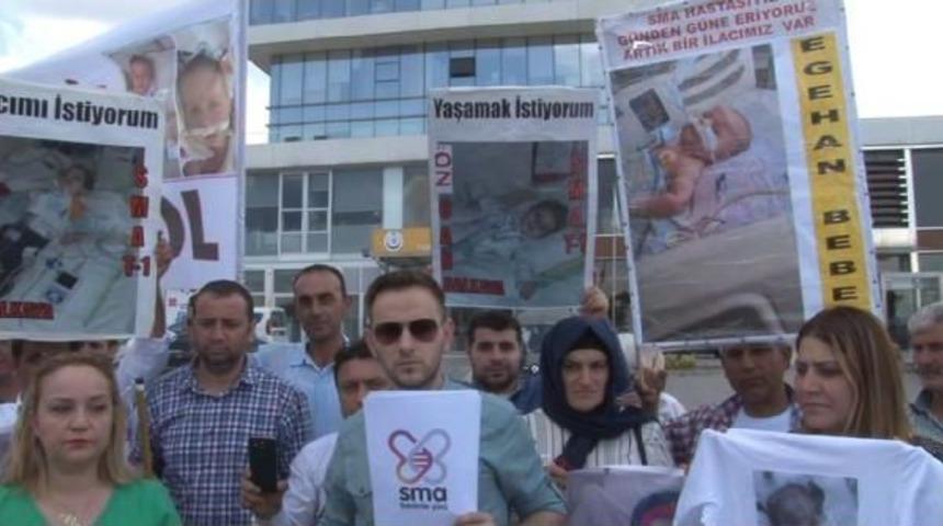 Sma Hastalarının Yakınlarından Ilaç Nöbeti