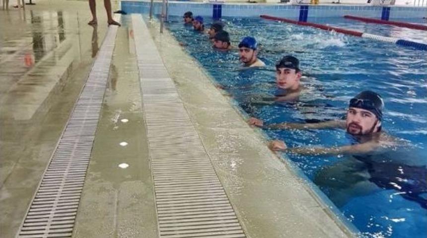 Düzce Üniversitesi 800 Öğrencisini Verdiği Ücretsiz Kurslarla Destekledi