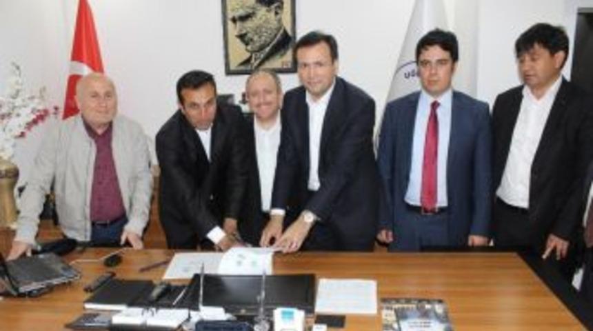 Uğurludağ’da Kentsel Dönüşüm İçin İmzalar Atıldı