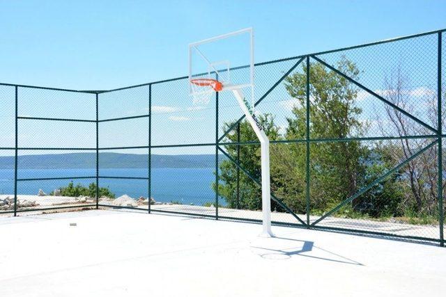 Kamp&uuml;s&uuml;n En B&uuml;y&uuml;k A&ccedil;ık Hava Spor Ve Park Alanı Tamamlanmak &Uuml;zere 3