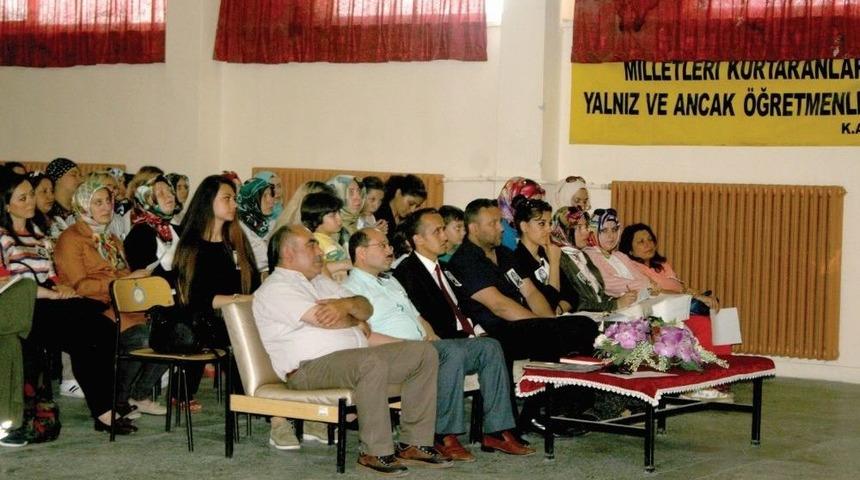 Sungurlu&rsquo;da Ayb&uuml;ke &Ouml;ğretmen İ&ccedil;in Anma T&ouml;reni