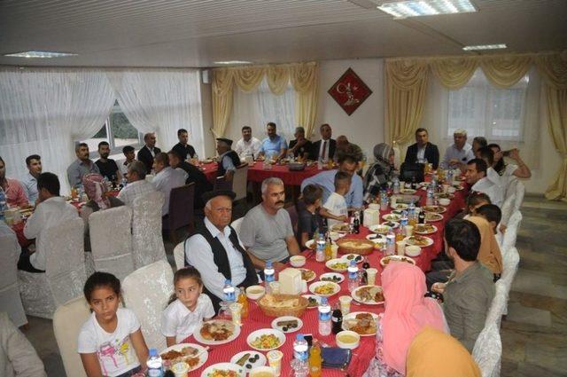 Cizre’de Şehit Ve Gazi Yakınları İftar Yemeğinde Buluştu