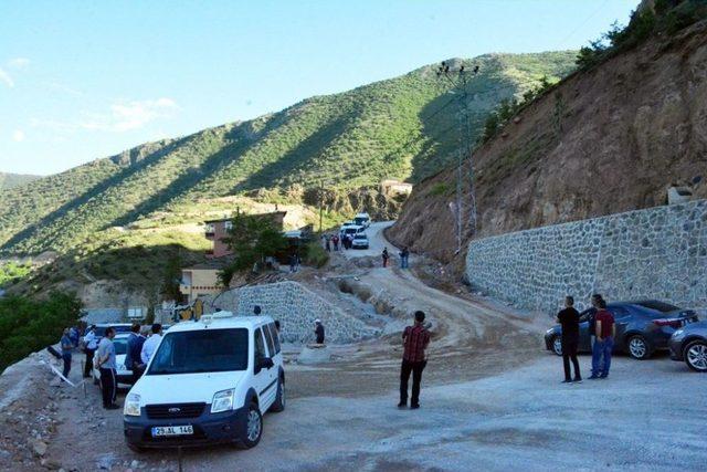 Yurduna D&ouml;nerken &Uuml;zerine Taş D&uuml;şen &Ouml;ğrenci Hayatını Kaybetti 1