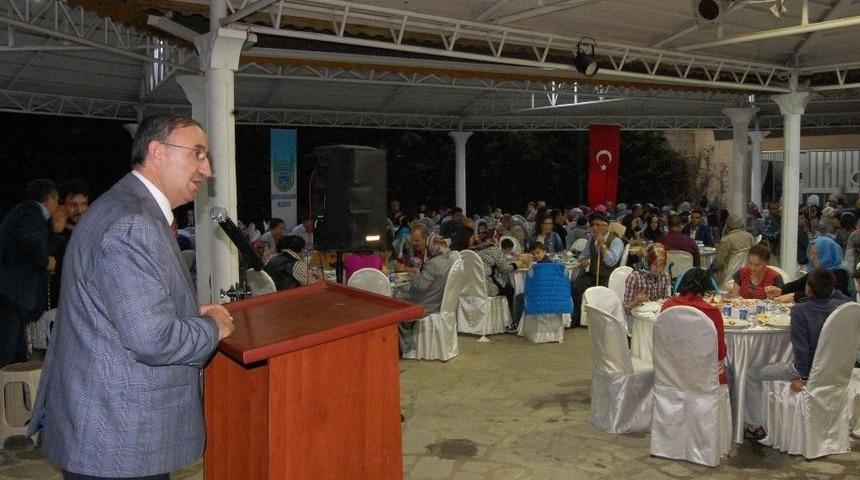 Şehit Aileleri Ve Gaziler İftarda Buluştu