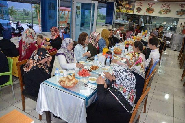 Kargı Kaymakamlığı Şehit Aileleri Ve Gazilere İftar Verdi 2