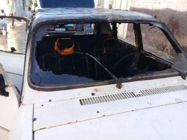 Park Halinde Alev Alan Otomobildeki &Ccedil;ocuk &Ouml;ld&uuml; 2