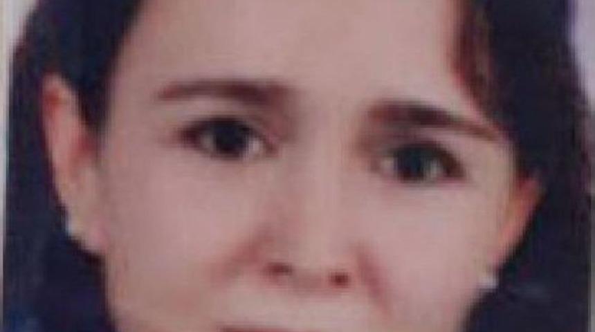 Birlikte Yaşadığı Kadını &Ouml;ld&uuml;r&uuml;p Intihar Etti