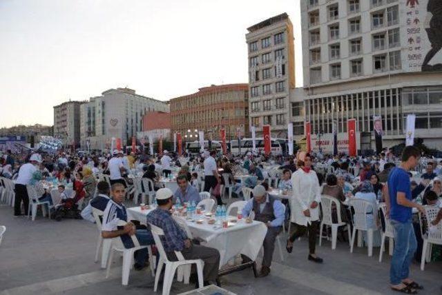 Ak Parti İstanbul İl Başkanı Temurci: Silahla Barış Olmaz