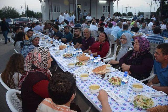 Kozan Sebzeciler Odasından İftar Programı