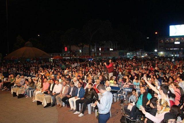 Mithat K&ouml;rler &Uuml;nyelileri Coşturdu 1