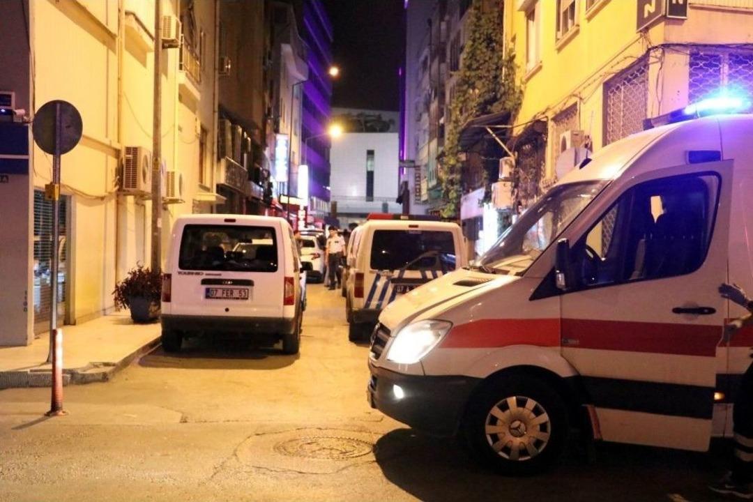 Antalya&rsquo;da Bı&ccedil;aklı Kavgada Taraflar Tekrar Karşı Karşıya Geldi: 1&rsquo;i Ağır 5 Yaralı