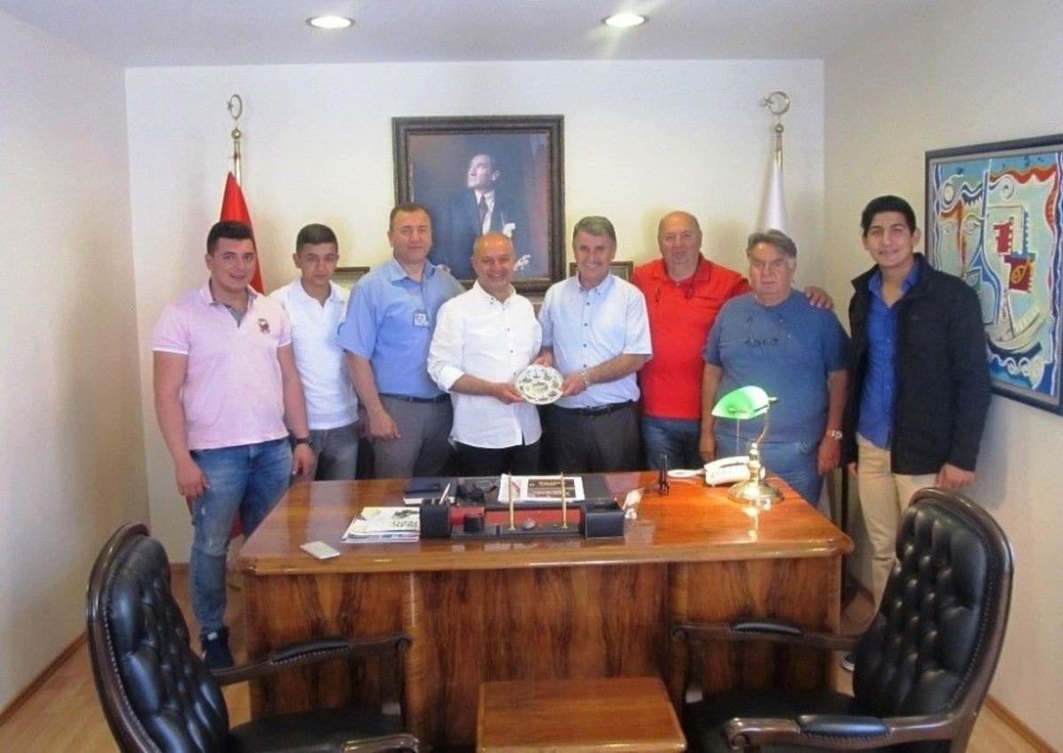 Aymesem&rsquo;in Avrupalı &Ccedil;ıraklarından Ato Ve Esnaf Odasına Nazik Ziyaret