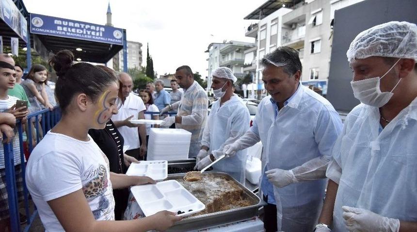 Konuksever&rsquo;e İftar Sofrası