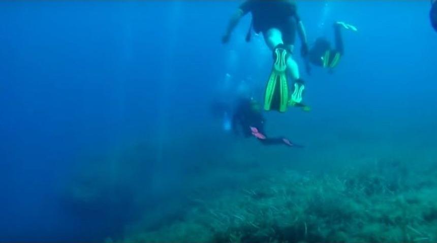 Depremden Bir G&uuml;n &Ouml;nce Denizaltından &Ccedil;ekilen G&ouml;r&uuml;nt&uuml; &Uuml;rk&uuml;tt&uuml;