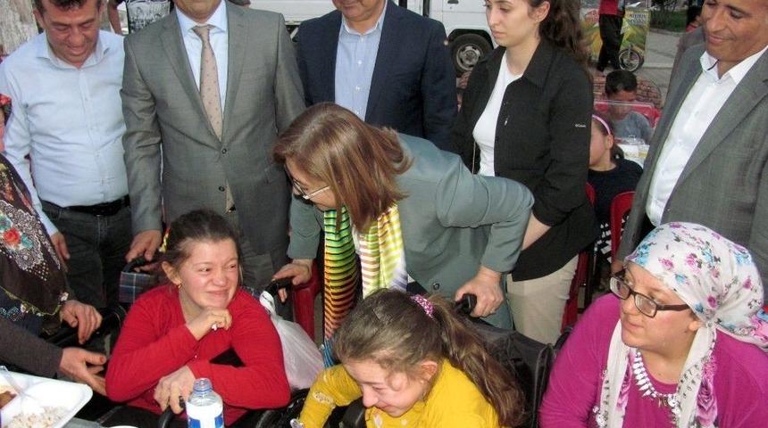 Başkan Şahin Arabanlılarla İftarda Buluştu