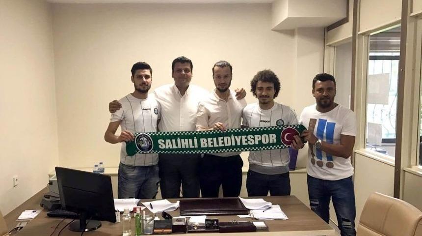 Salihli Belediyespor&rsquo;dan Transfer Yağmuru