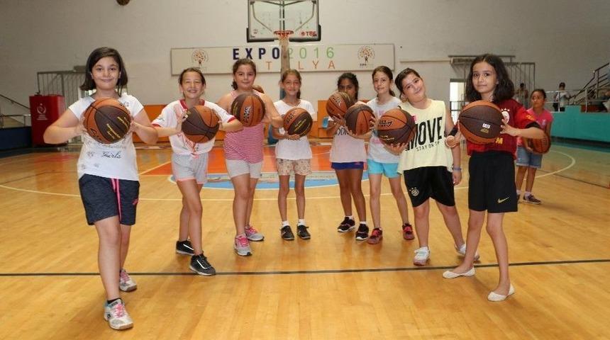 B&uuml;y&uuml;kşehir &lsquo;yaz Spor Okulu&rsquo; Kayıtları Başladı