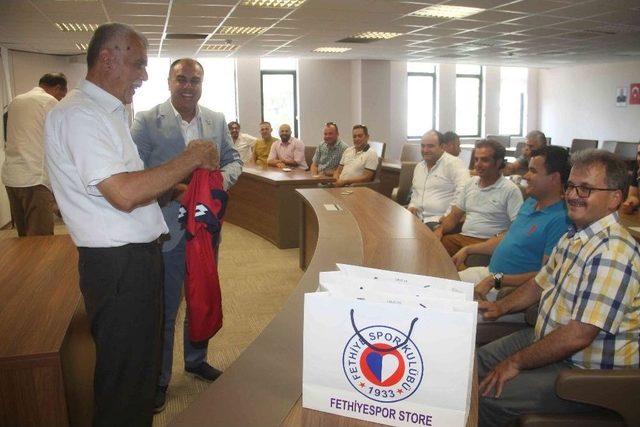 Fethiyespor’un Yönetimi Başkan Saatcı’yı Ziyaret Etti